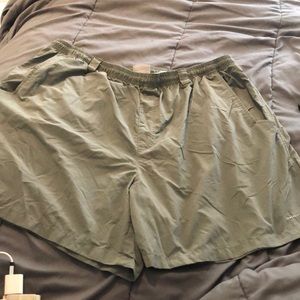 Size XXL Gray Columbia Water Shorts